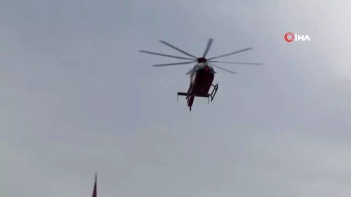 Yaralanan motosiklet sürücüsü için helikopter havalandı