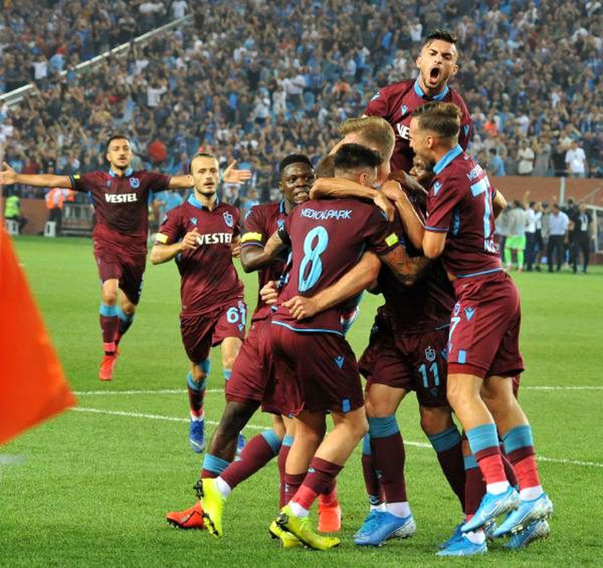 Avrupa\'da tur sevinci yaşayan Trabzonspor, zorlu fikstüre giriyor