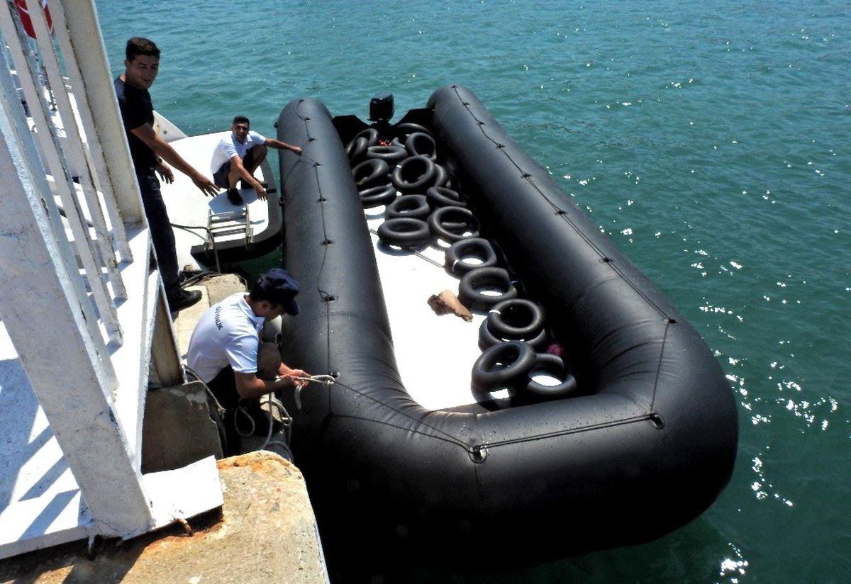 Çeşme\'de 1 günde 93 göçmen yakalandı