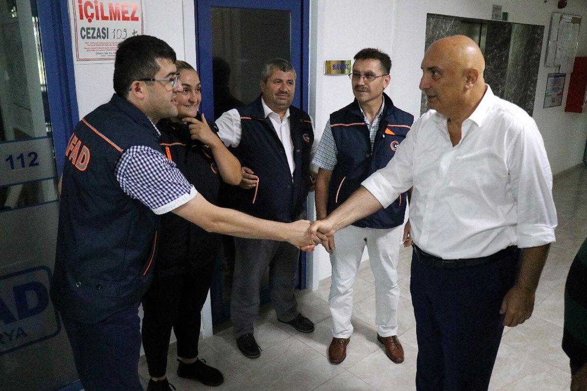 CHP\'li Özkoç: "Deprem anında 290 bin 528 kişinin yaşayabileceği çadırları kurmak için alan ve...
