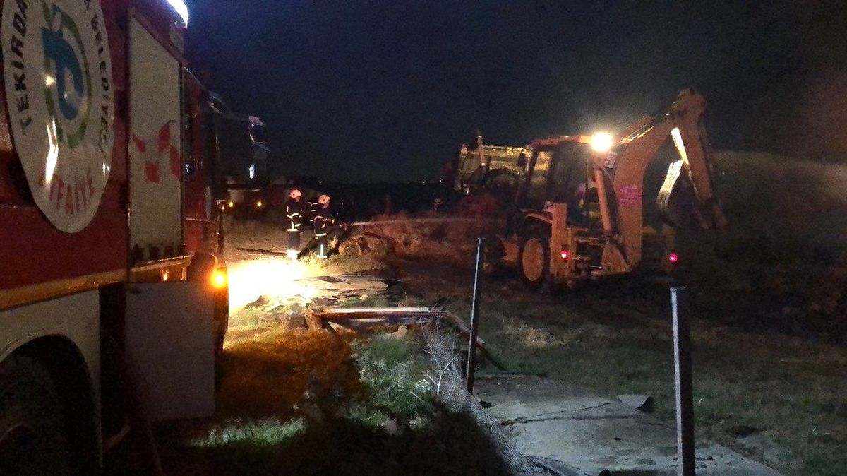 Çiftlikte yangın çıktı, koyunlar telef olmaktan kurtarıldı
