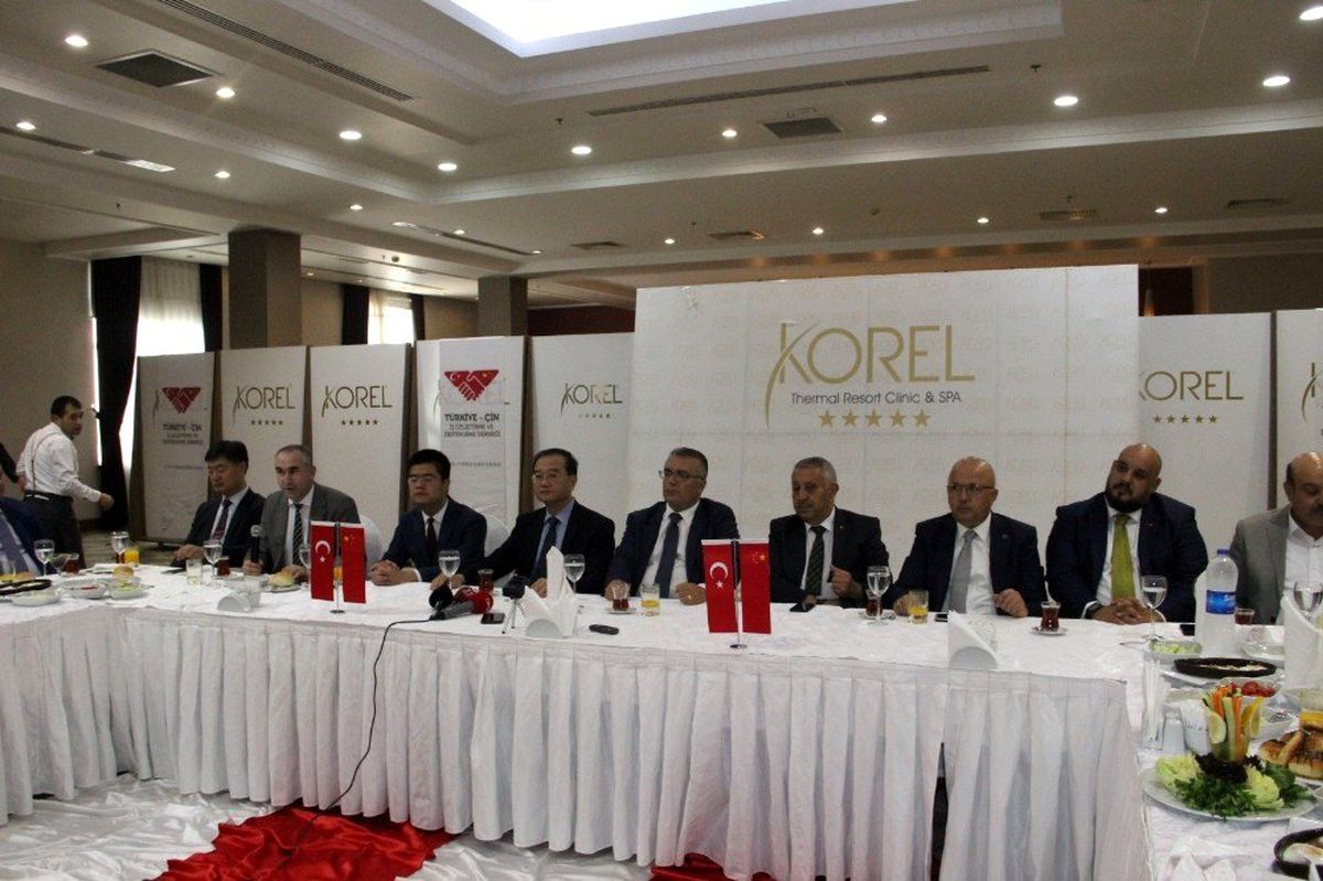 Çin Büyükelçisi Deng Li; "Süt ürünleri Çin\'e gitmeye başlayacak"