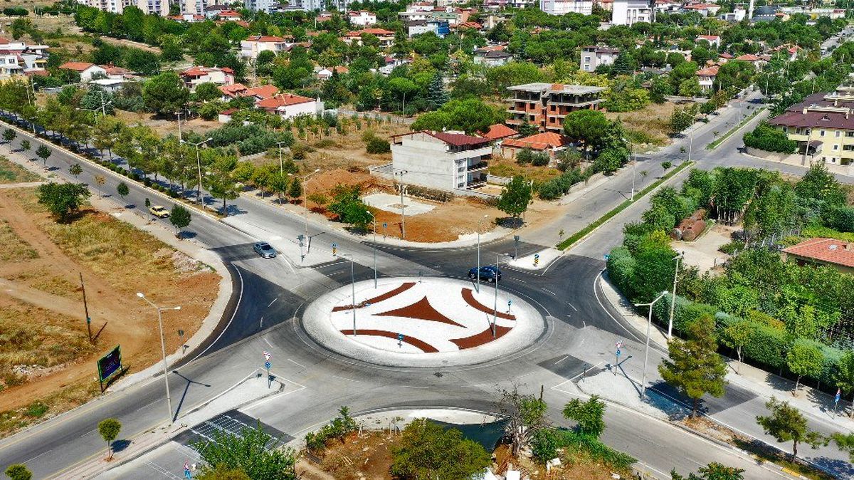 Denizli\'deki trafik sorunu akıllı kavşaklarla çözülüyor