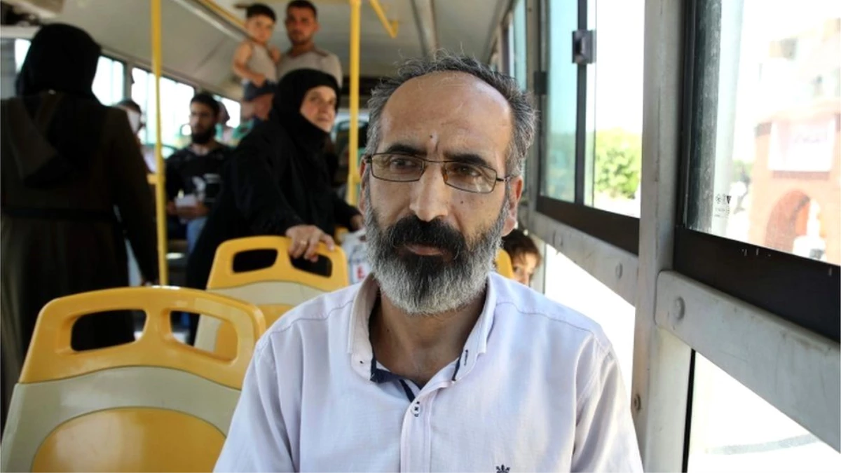 İstanbul\'da sınır dışı edildiğini söyleyen Suriyeli Nidal Hüseyin: Ne pahasına olursa olsun geri...