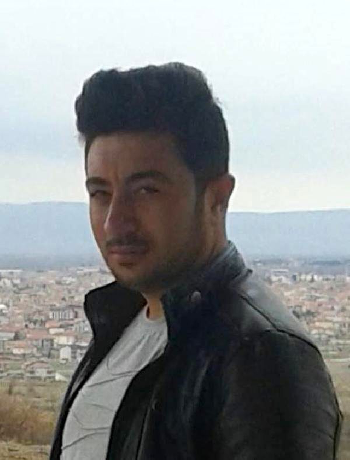 Kaplumbağayı kurtarmak isterken canından oldu