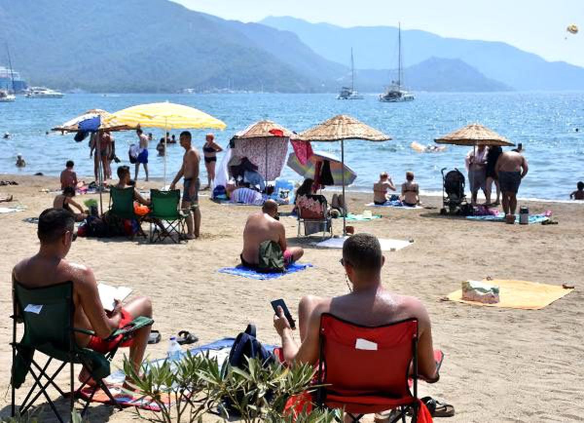 Marmaris plajları rengarenk