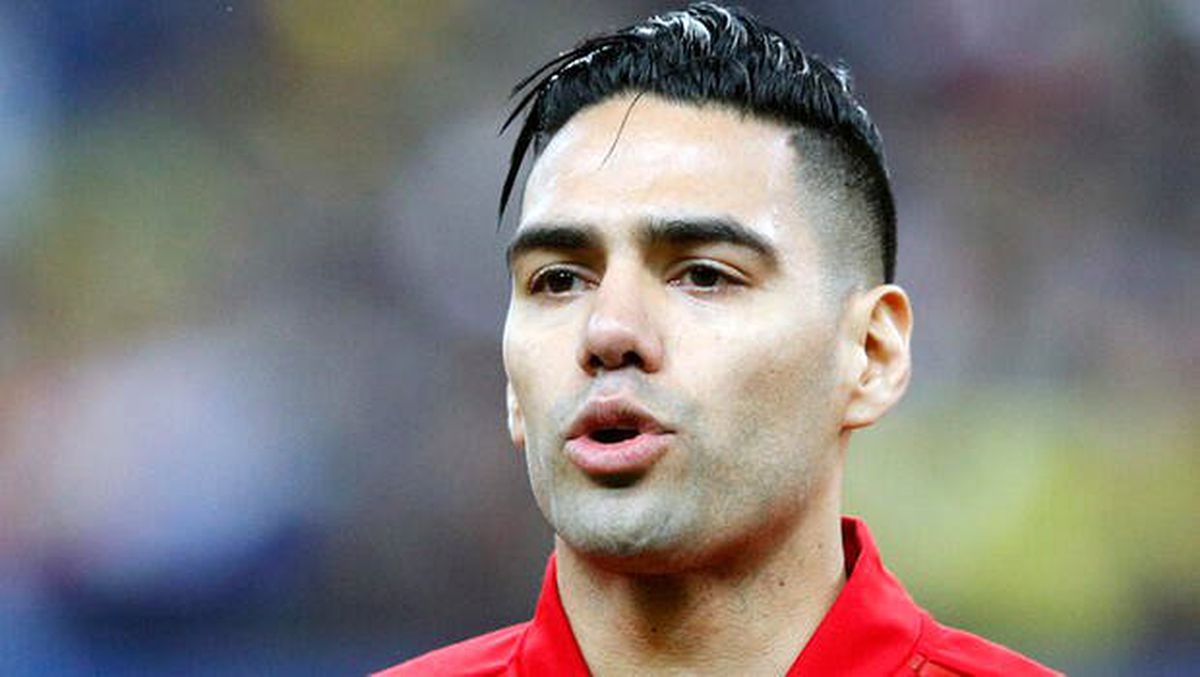 Son Dakika: L\'Equipe, Galatasaray\'ın Falcao transferini duyurdu! 3 yıllığına...