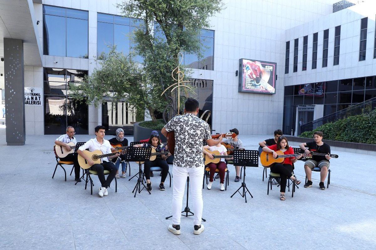 ŞSM\'de açık hava konseri