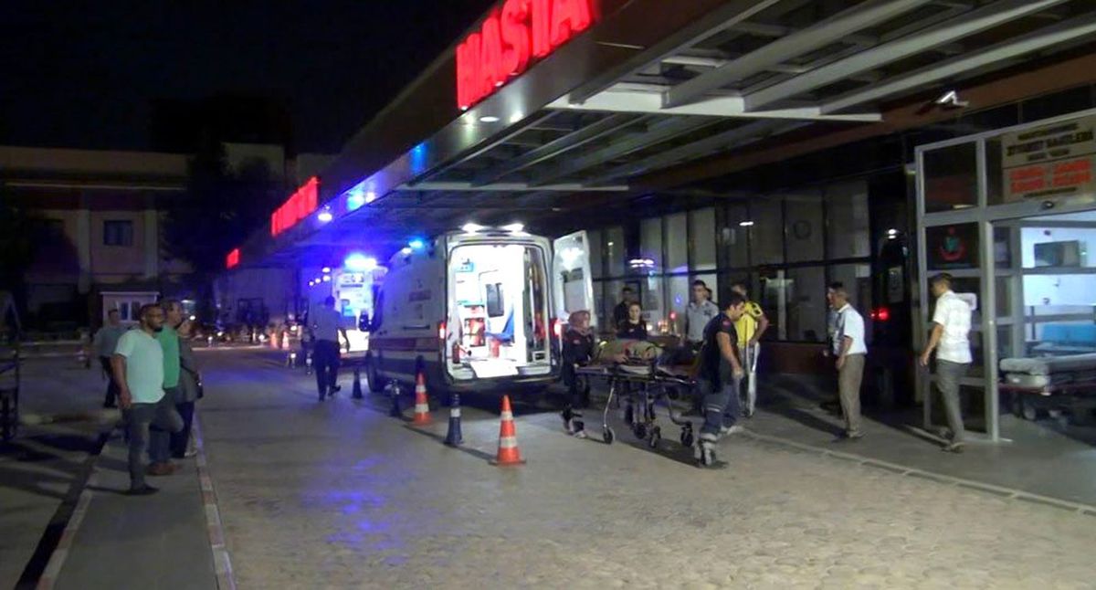 Suriye sınırında askeri araç devrildi: 8 asker yaralı