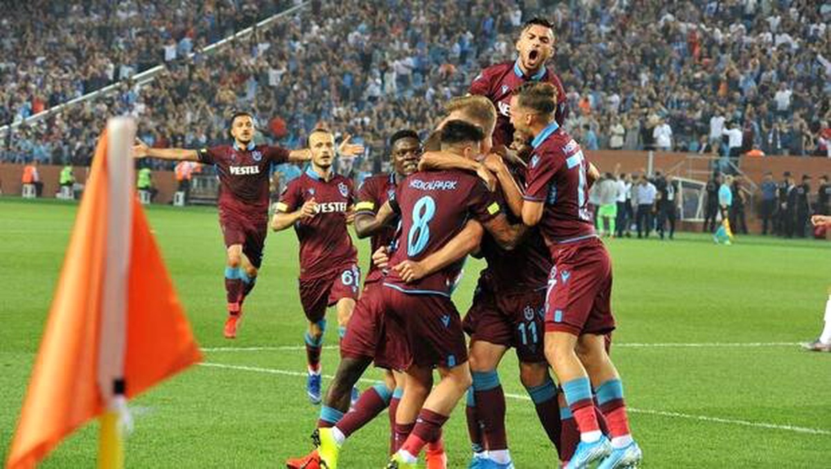 Trabzon yerel basını: "Fırtına Avrupa\'yı \'Prag\'maz!"