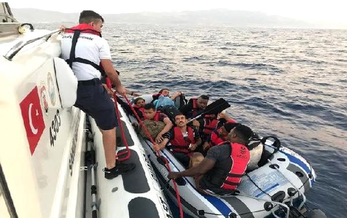 Zor durumdaki kaçaklar kurtarıldı