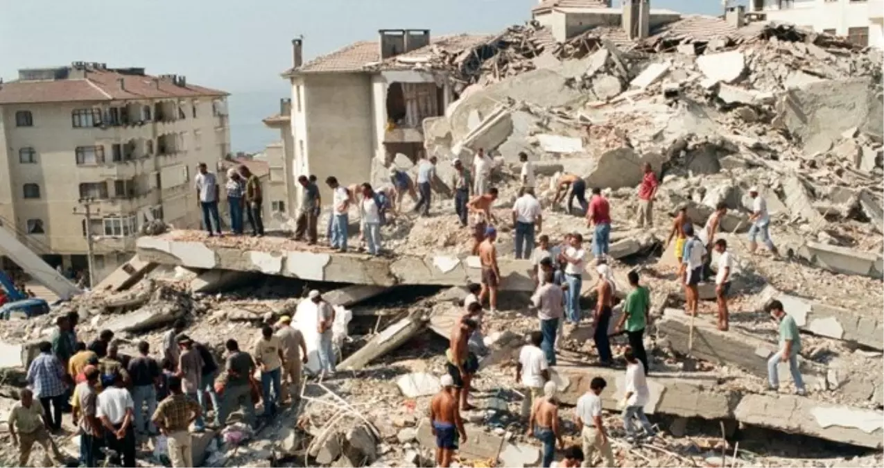 17 Ağustos\'un yıl dönümünde korkutan İstanbul depremi açıklaması: Fırtına öncesi sessizlik