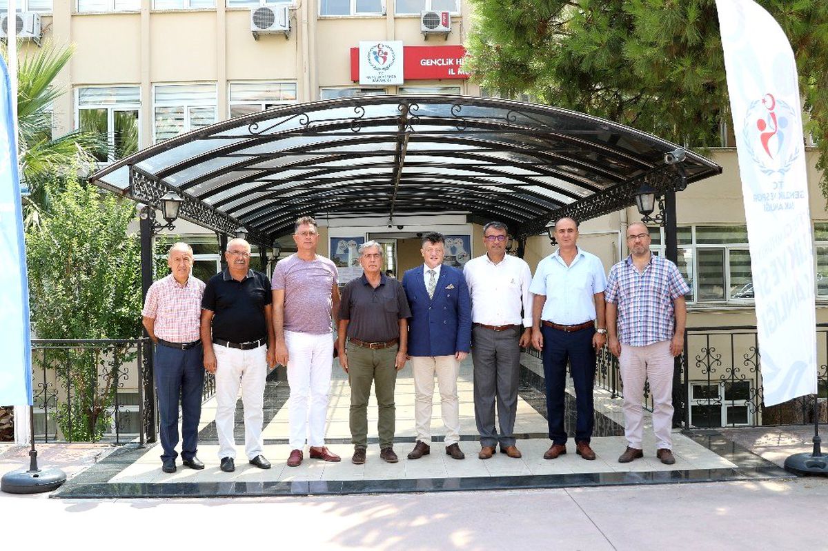 Aydın ASKF ve Yıldızspor\'dan Fillikçioğlu\'na ziyaret