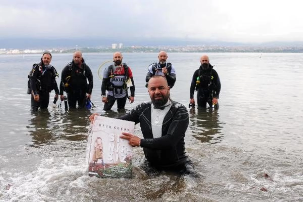 Depremde iki bacağını kaybeden Ufuk, deniz altındaki enkaza kitabını bıraktı