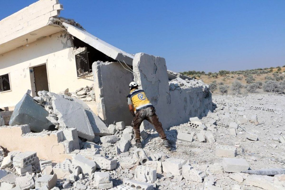Esad rejimi İdlib\'i bombalamaya devam ediyor: 6 ölü