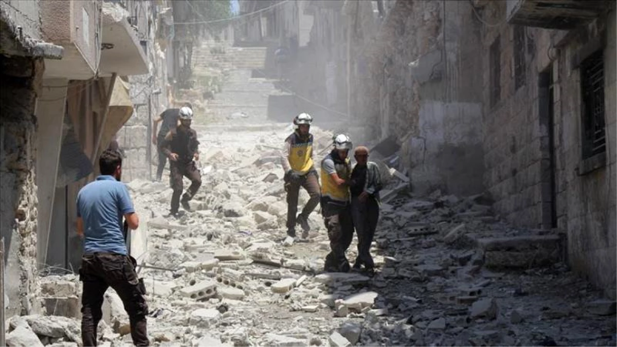 İdlib\'de hava saldırısı: 13 sivil hayatını kaybetti