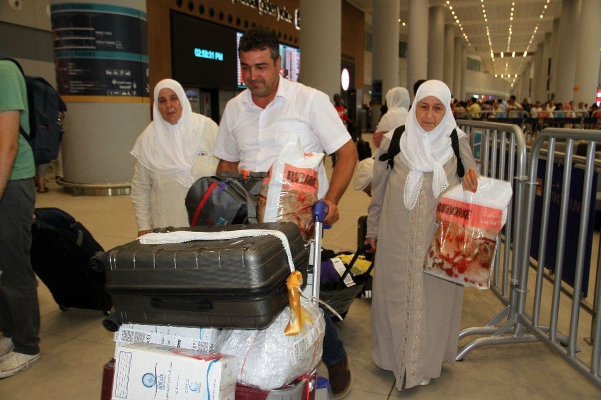 İlk Hac kafilesi kutsal topraklardan döndü