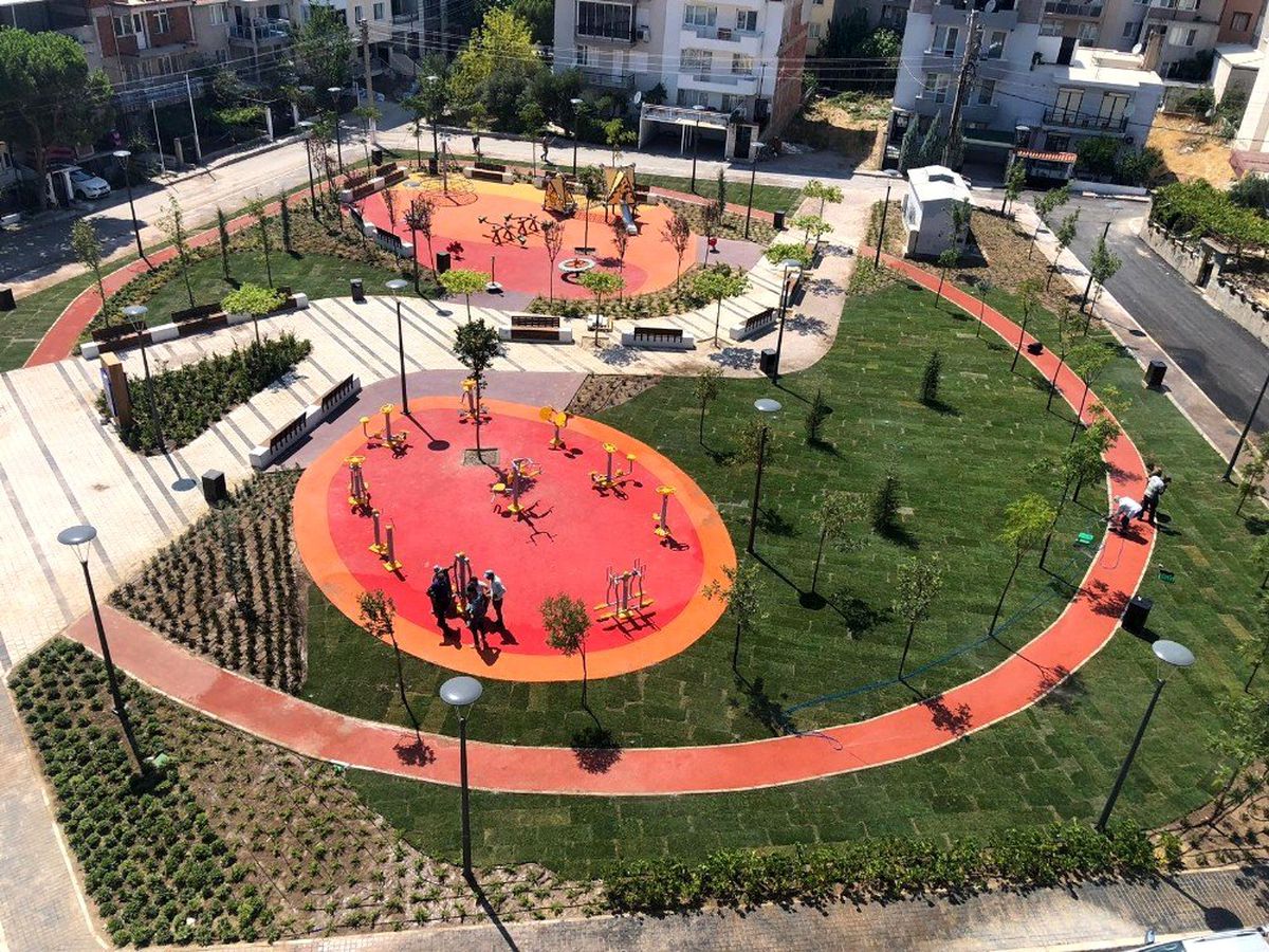 İzmir\'e üç yeni park