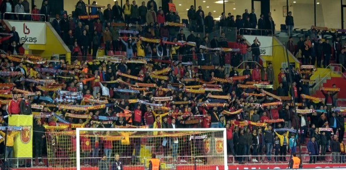 Kayserispor atkı dağıtacak