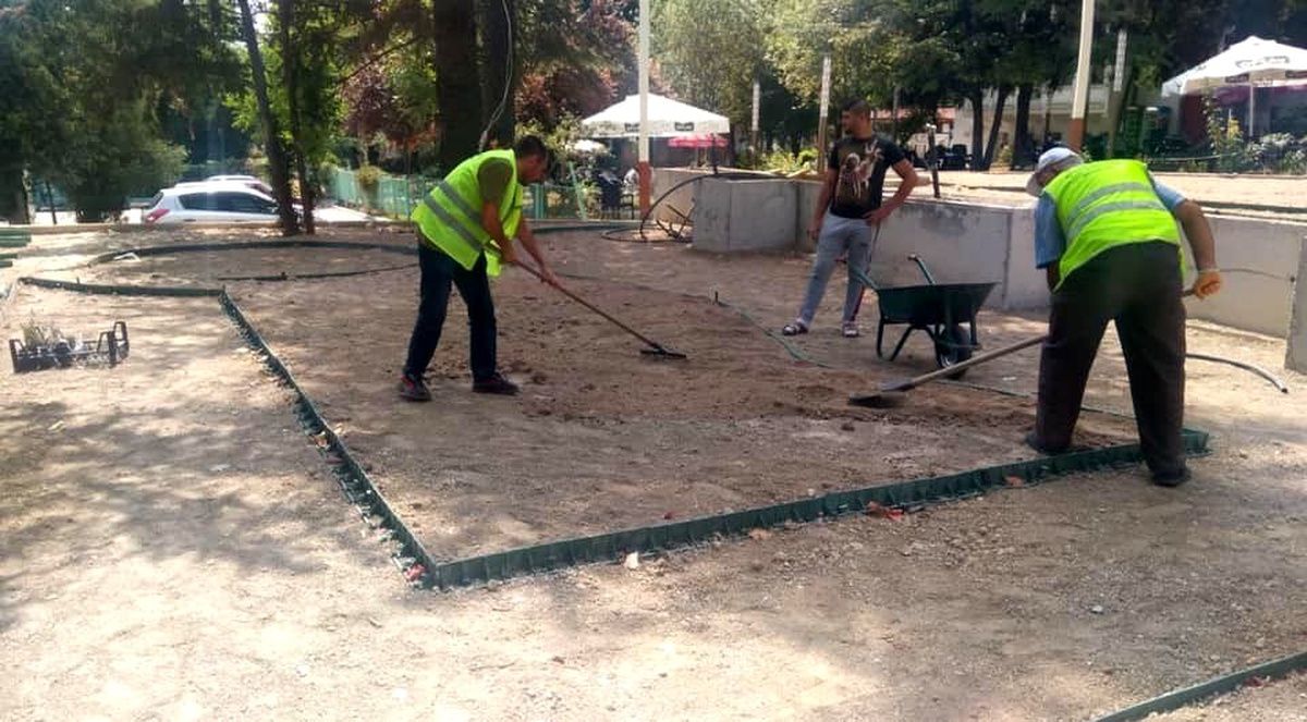 Kütahya\'da yeşil alan düzenleme çalışmaları