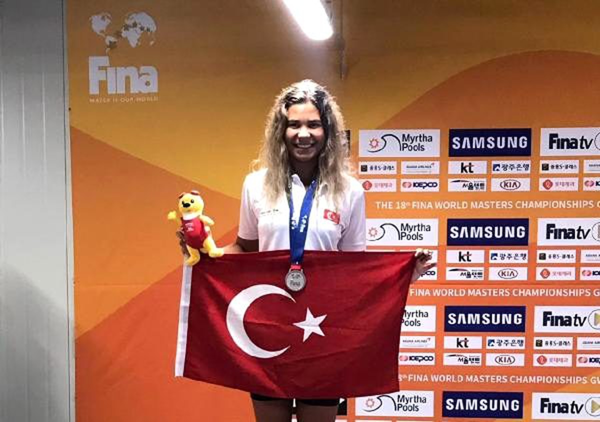 Milli yüzücü İpek Yalkı dünya ikincisi oldu