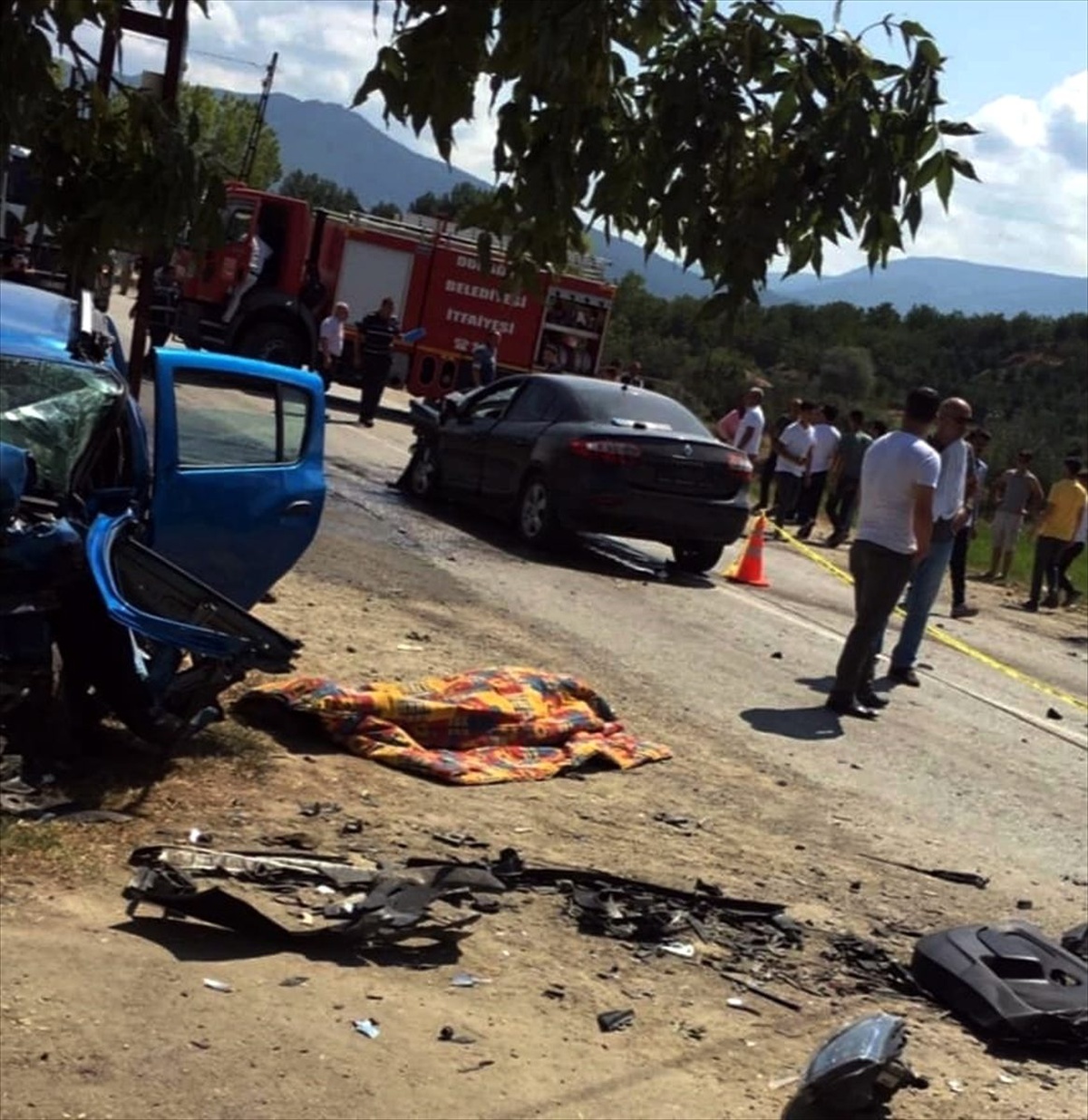 Sinop\'ta iki otomobil çarpıştı: 1 ölü, 6 yaralı