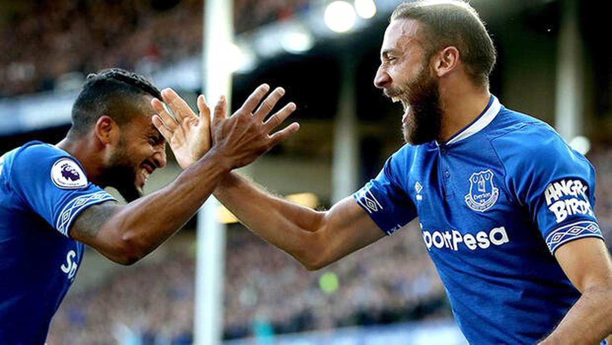 Beşiktaş\'ta Cenk Tosun seferi