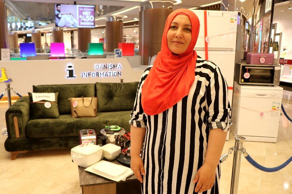 200 TL harcadı, 32 bin 844 liralık hediye kazandı