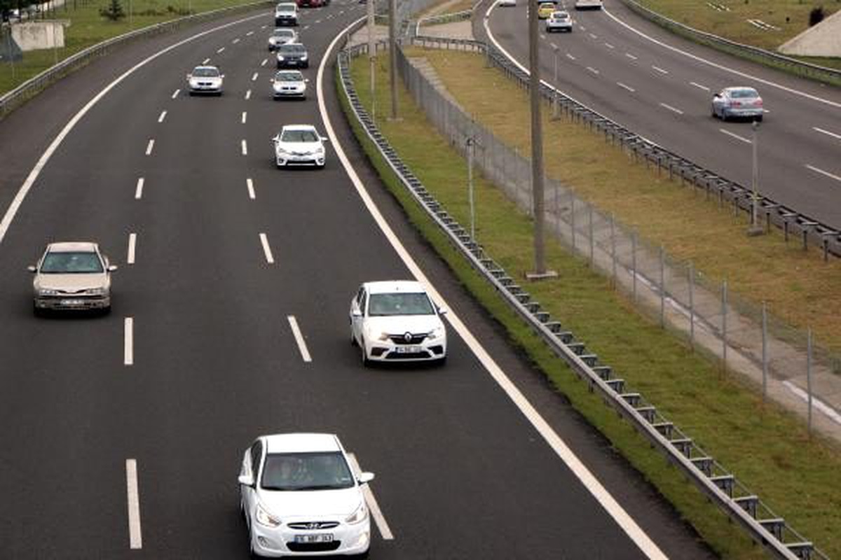 Bayram dönüşü Bolu geçişinde trafik yok