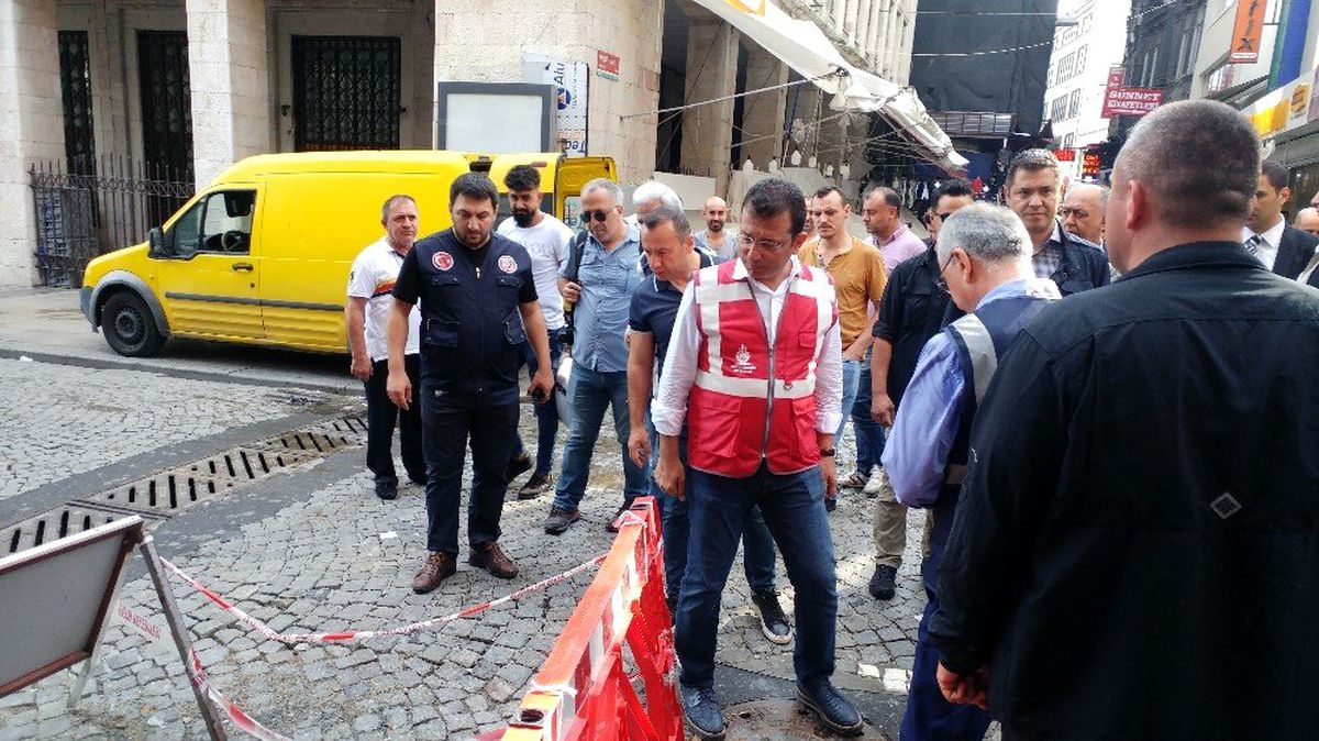 Ekrem İmamoğlu, Eminönü ve Kapalıçarşı\'da incelemelerde bulundu