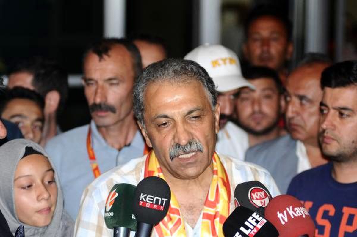 Erol Bedir: Hakem ofsayt pozisyonunda neden 4 dakika bekledi