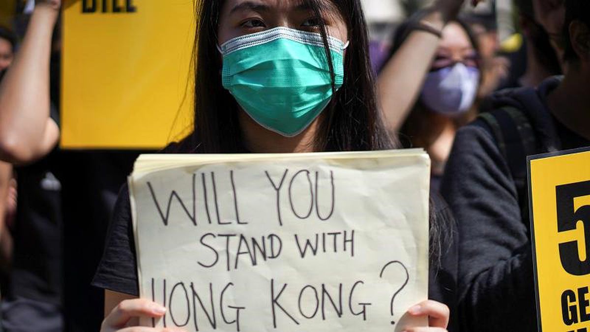 Hong Kong\'da protestolar 11. haftasında: Hem hükümet karşıtları hem de taraftarları eylem yaptı
