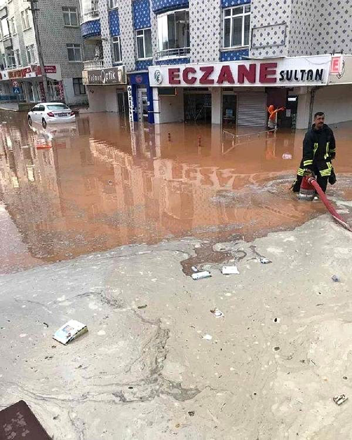 Kırşehir\'de dolu ve yağmur etkili oldu