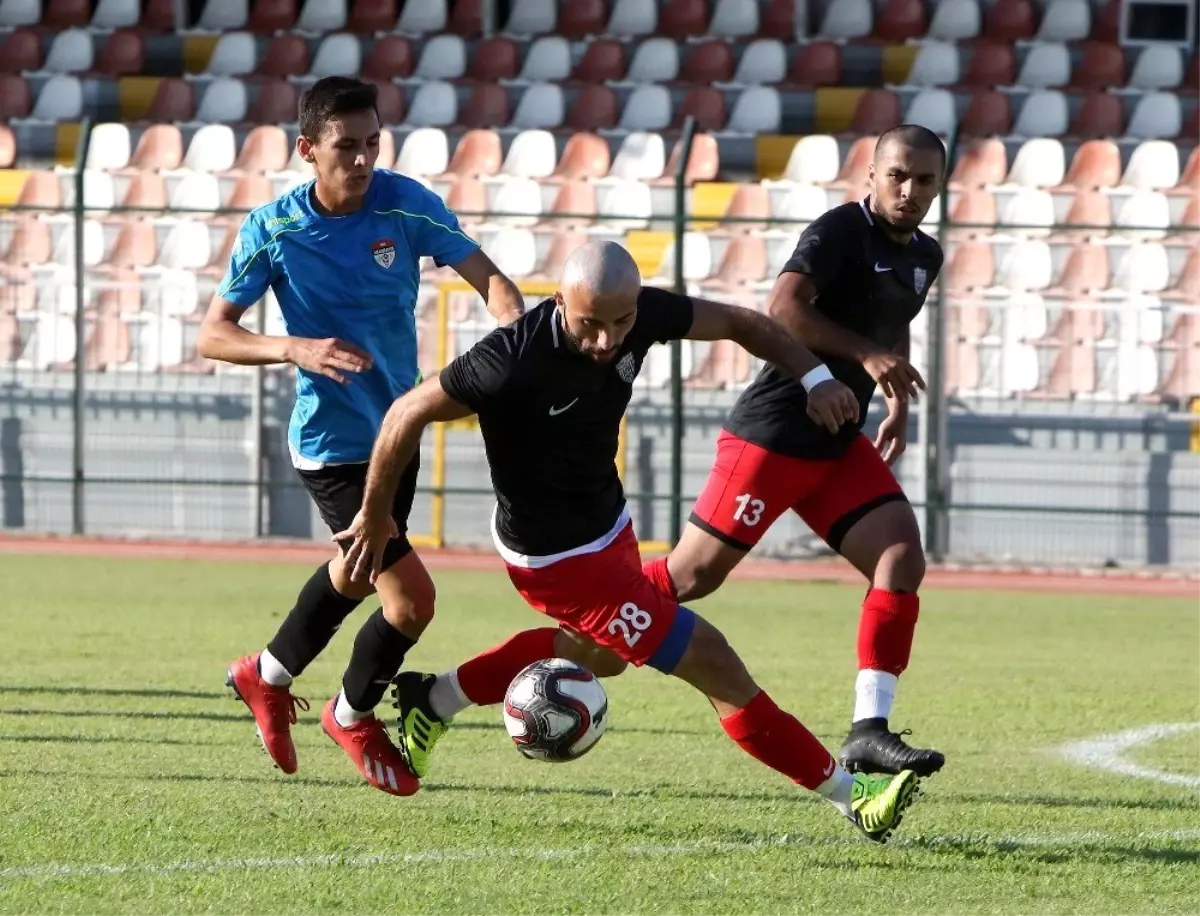 Manisaspor hazırlık maçında Somaspor\'a 4-1 yenildi