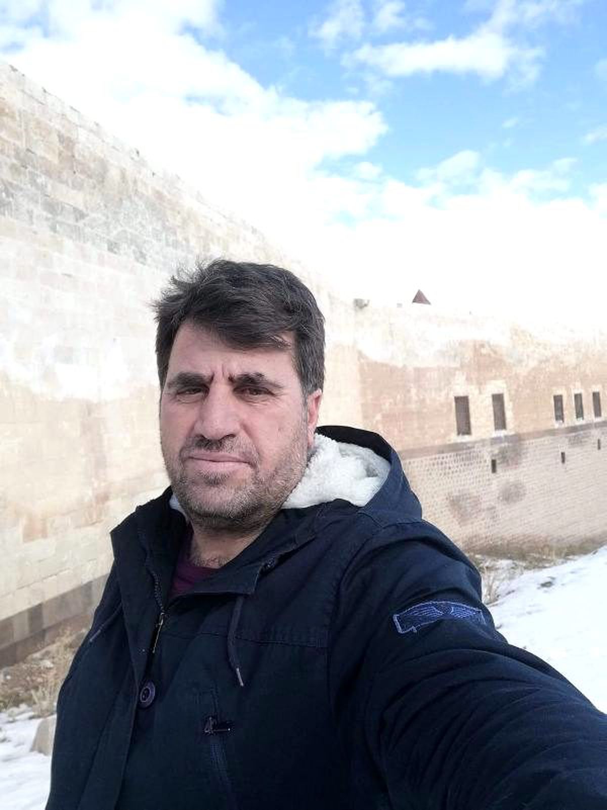 Murat Nehri\'ne giren 2 arkadaştan biri boğuldu