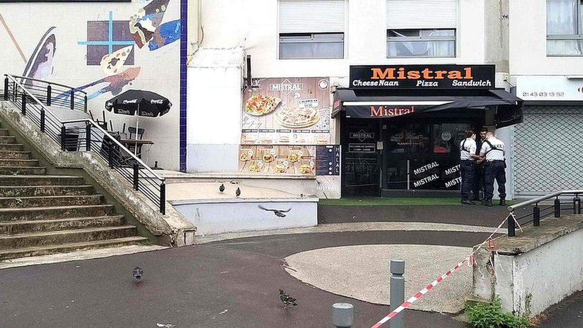 Paris\'te bir garson \'yavaş servis\' gerekçesiyle öldürüldü