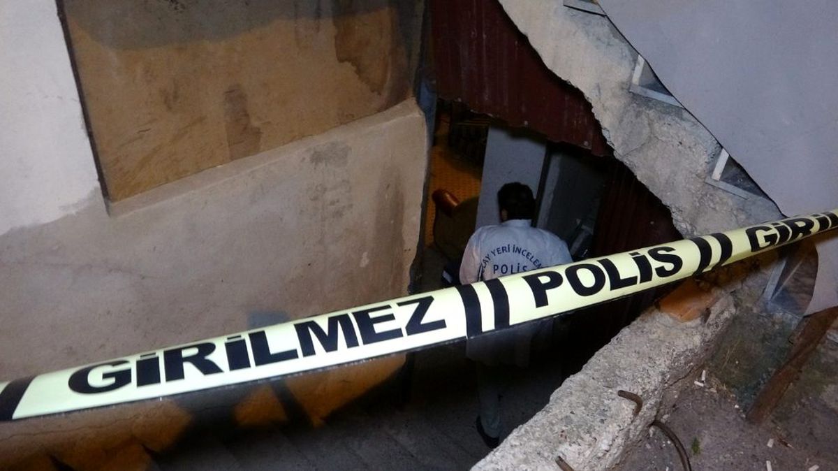 Pendik\'te bıçaklı kavga: 2 yaralı