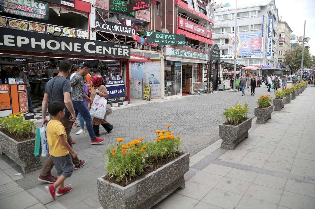 Sakarya Caddesi yenileme çalışmasında sona gelindi