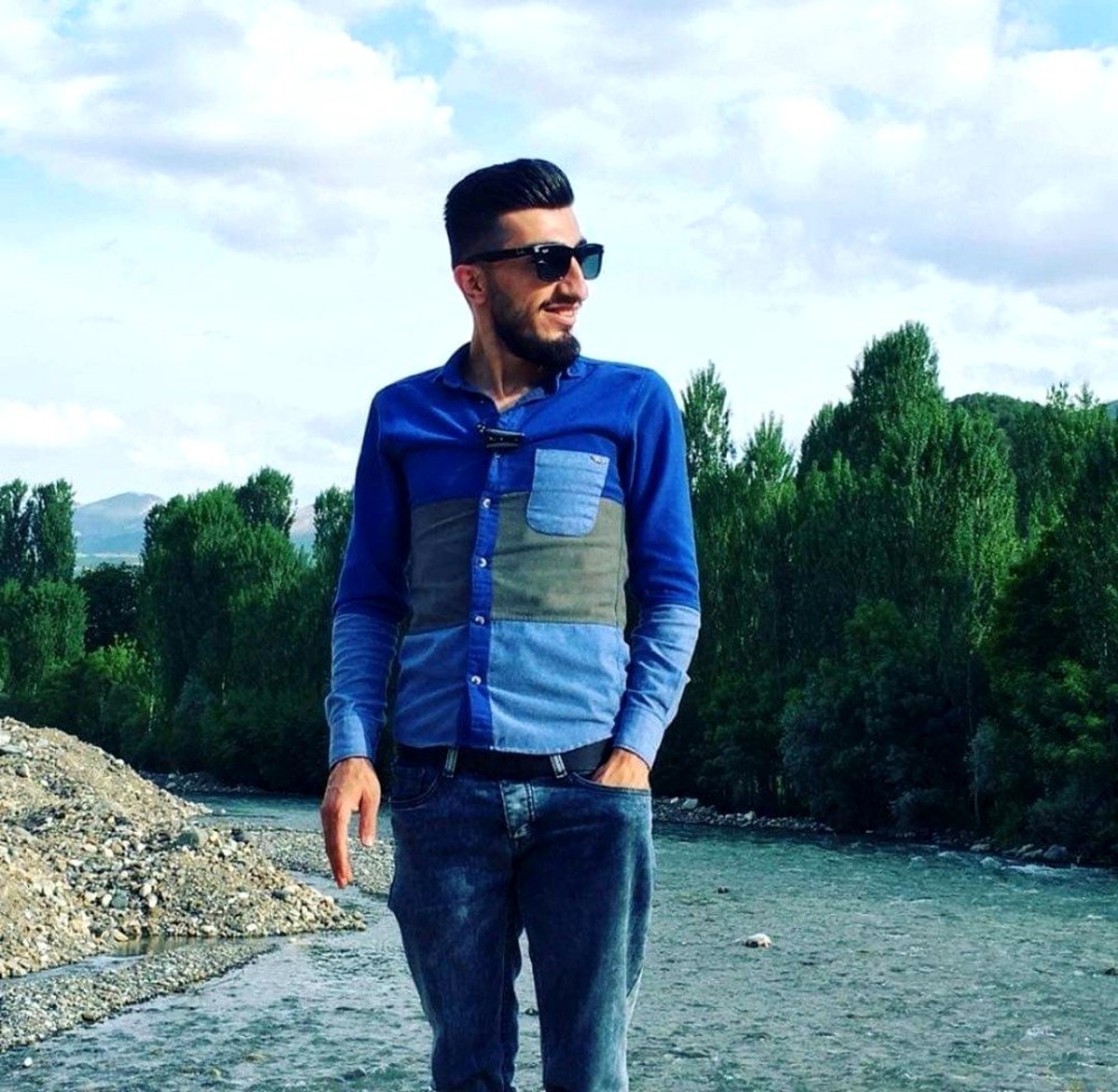 Şemdinli\'de sivil aracın geçişi sırasında patlama: 1 ölü