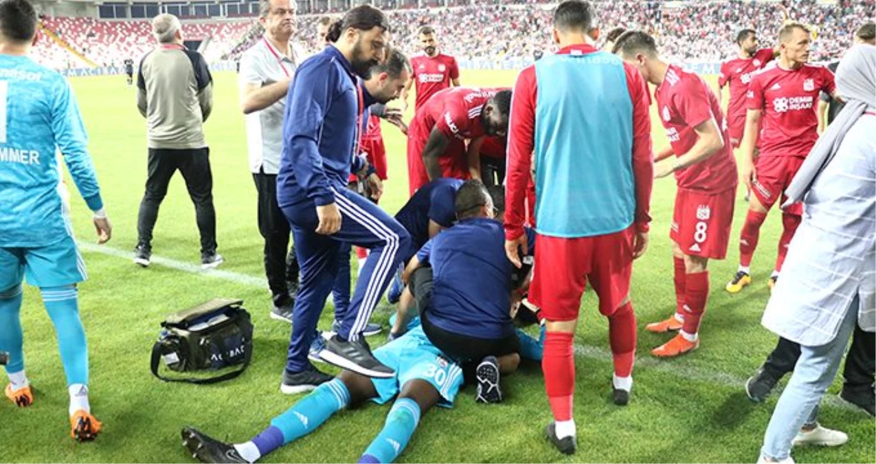 Sivasspor\'dan sahayı ambulansla terk eden Samassa için açıklama geldi