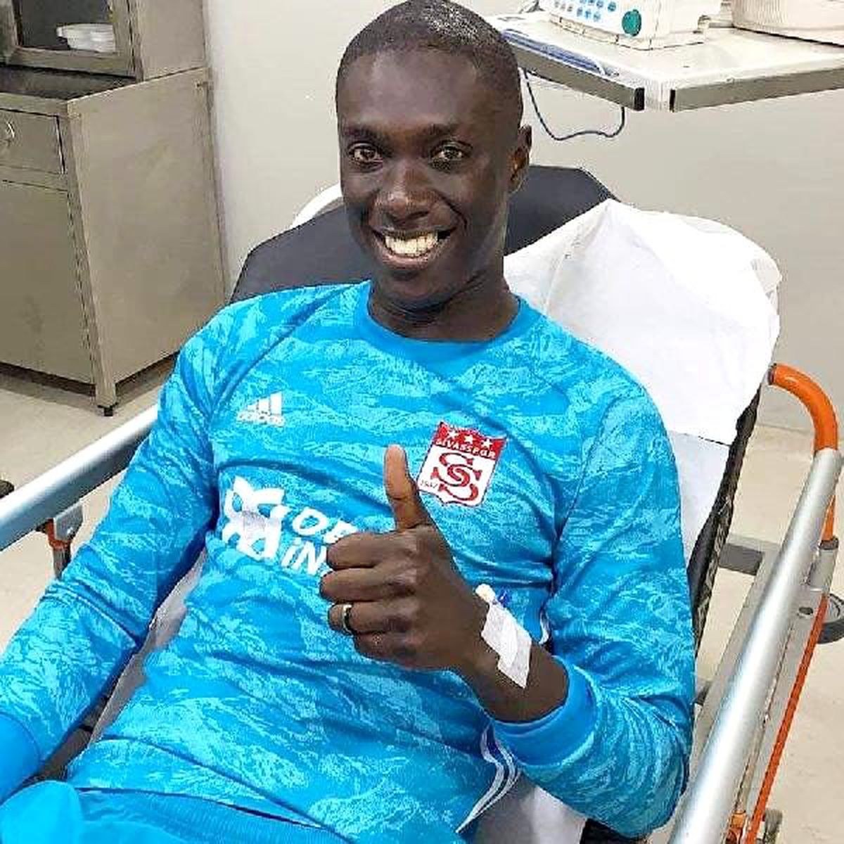 Sivasspor kalecisi Mamadou Samassa taburcu oldu