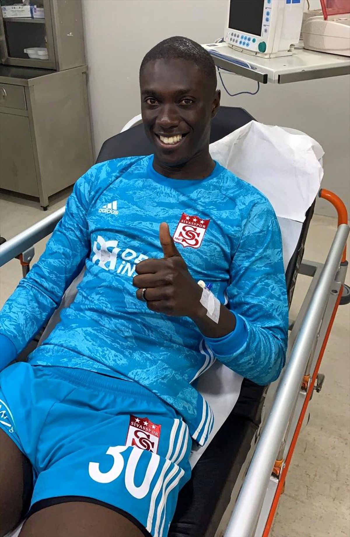 Sivasspor kalecisi Samassa\'nın sağlık durumu