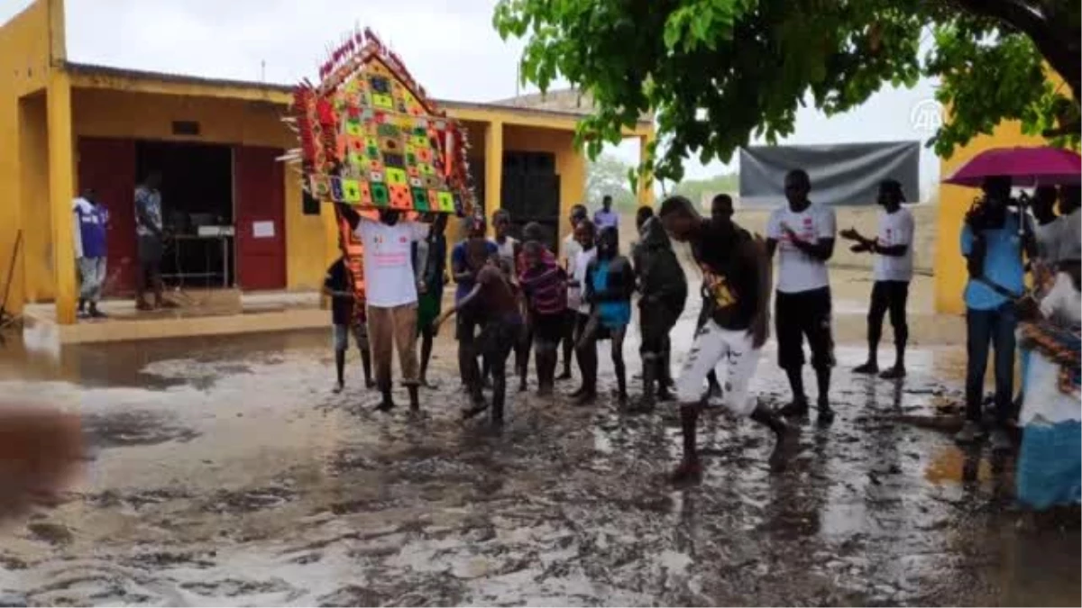 TİKA gönüllüleri Senegal\'e "yağmurla" geldi - DAKAR