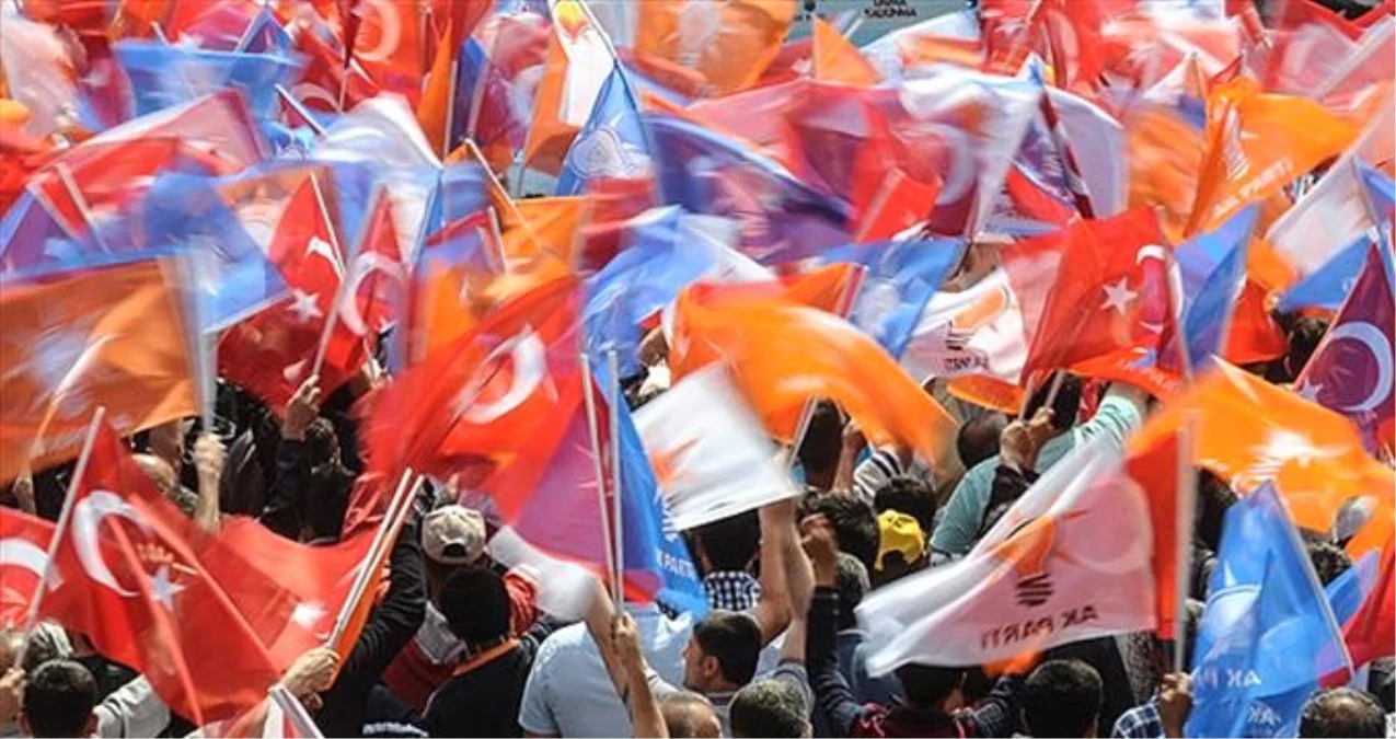 AK Partili Turan, HDP\'li 3 belediyeye kayyum atanmasına tepki gösteren CHP\'lilere çıkıştı