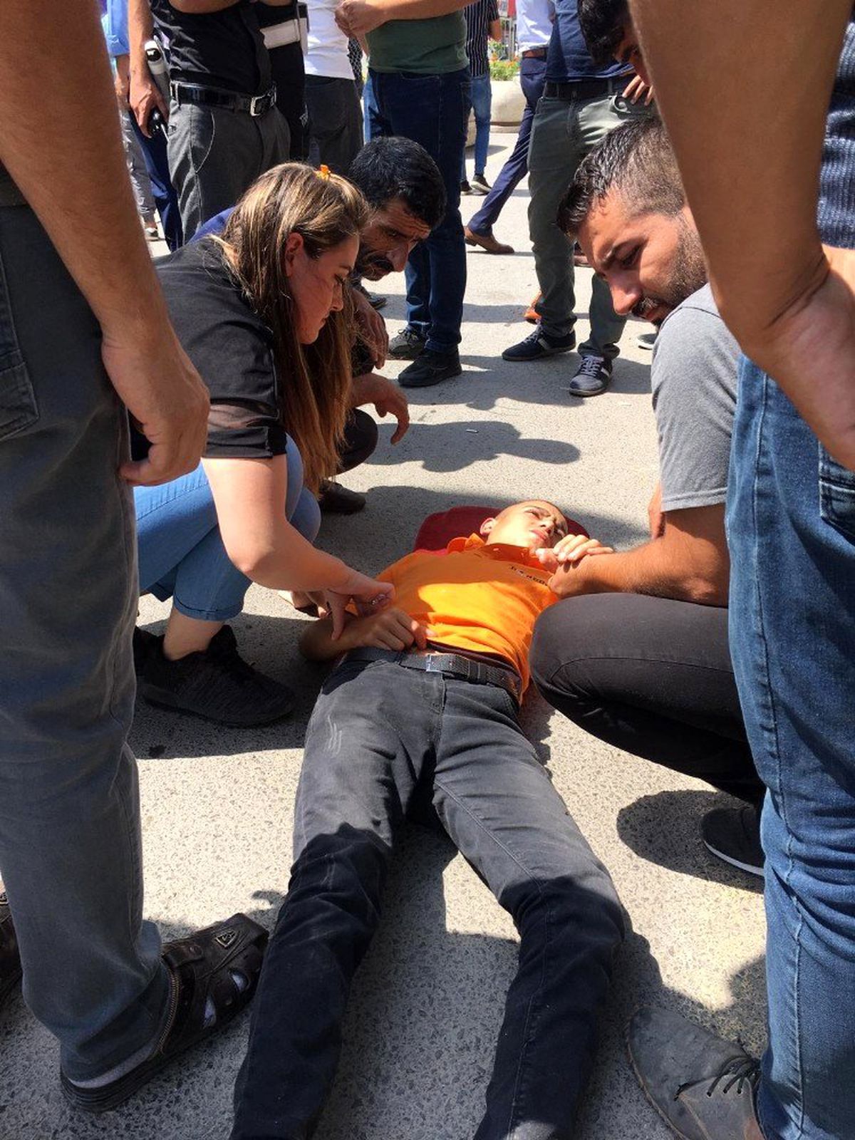 Bsikletliler, kafa kafaya çarpıştı