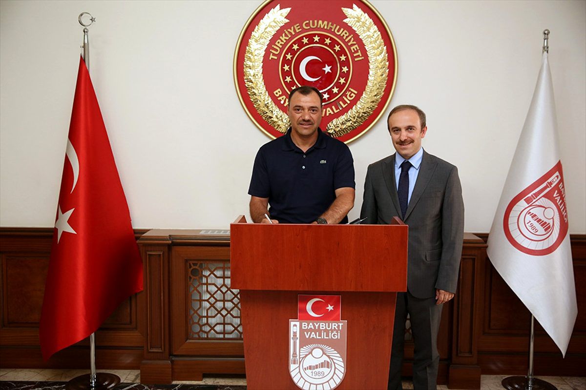 Elazığ Valisi Kaldırım\'dan Vali Cüneyt Epcim\'e ziyaret