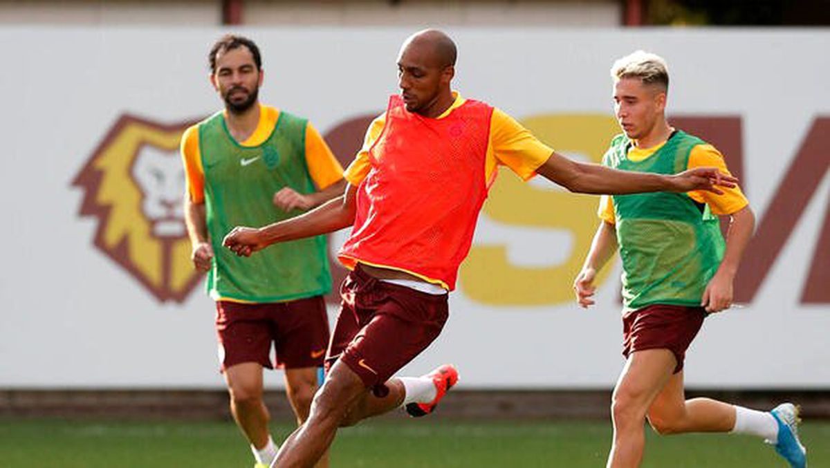 Galatasaray\'da yeni transfer ilk idmanına çıktı