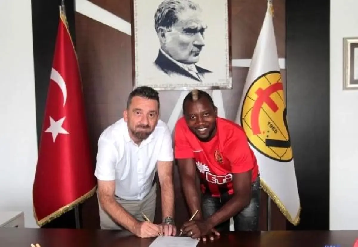 İbrahim Sissoko yeniden Eskişehirspor\'da