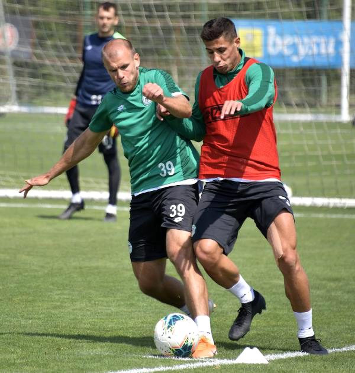 Konyaspor, Galatasaray mesaisine ara vermeden başladı