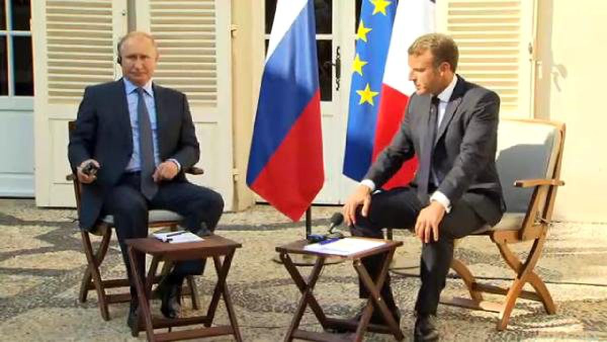 Macron ve Putin görüşmesinde \'sarı yelekliler\' mesajı